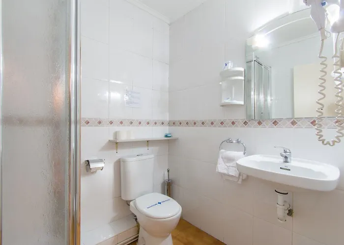 Central בית הארחה בילבאו